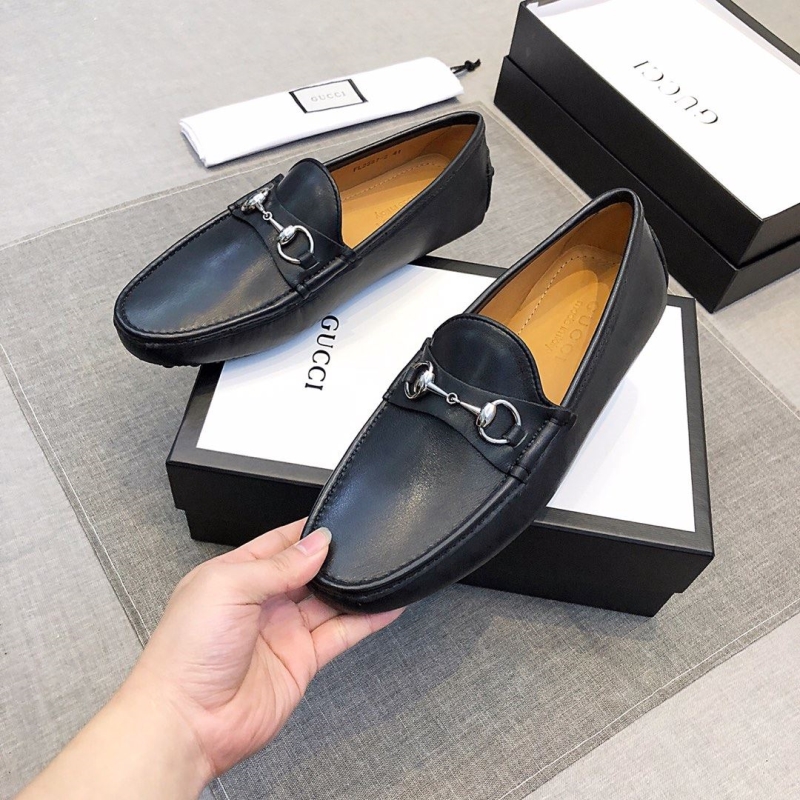 G*u*i leather shoes
